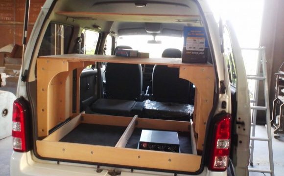 軽キャンピングカー