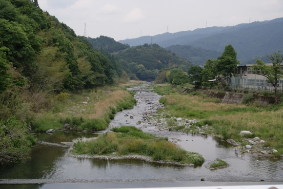 川