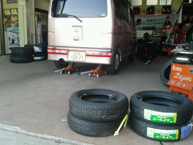 タイヤ交換