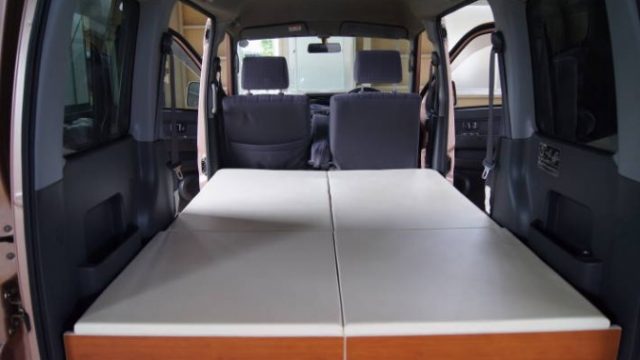 軽キャンピングカー