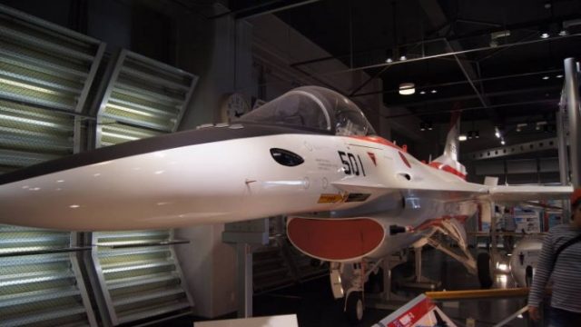 戦闘機