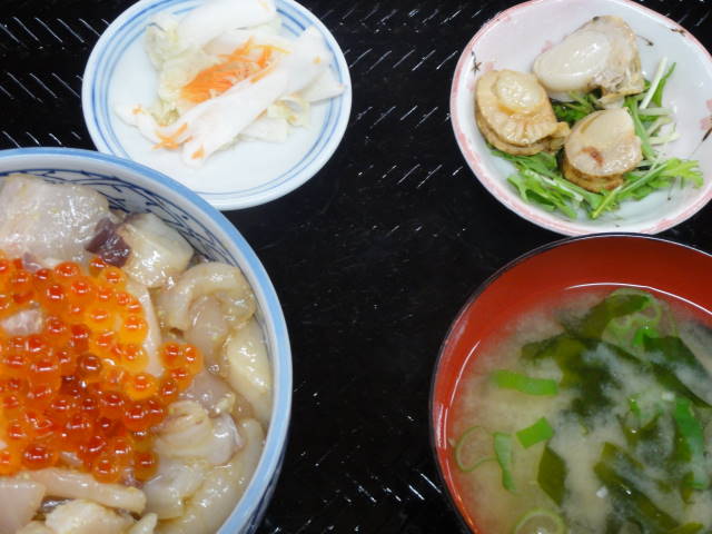 海鮮丼