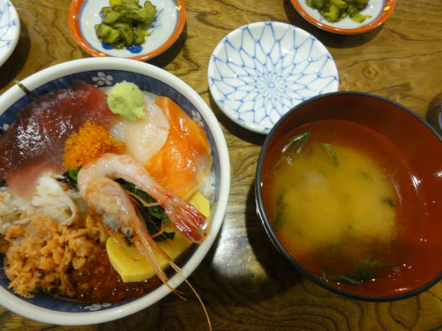 海鮮丼