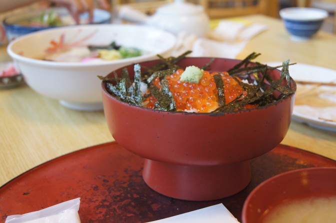 東尋坊で食事