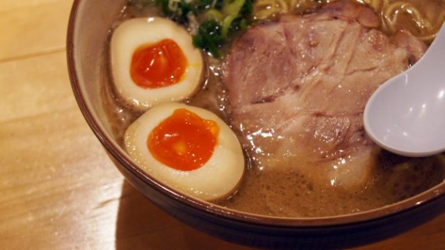 四日市のラーメン輝