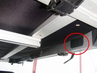ルーフテントのコネクター交換