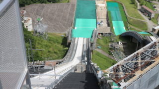 ジャンプ台